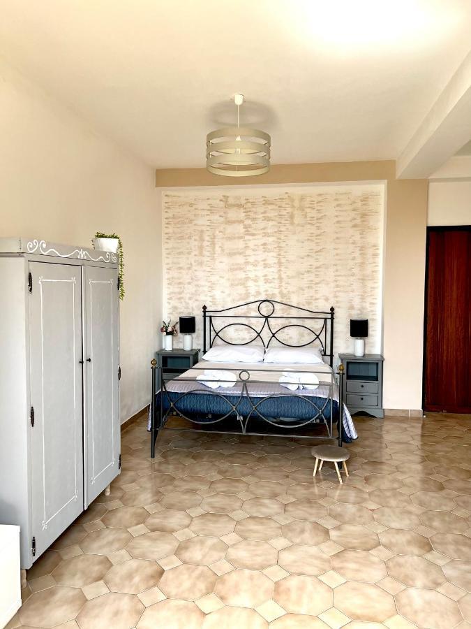Casa Vacanze "Sautufao" Santa Venerina Exterior photo